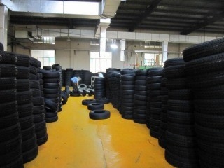 Aumentar o desempenho da viagem com 145/70R12 PCR pneu de carro encaixa 16-20 polegadas rodas