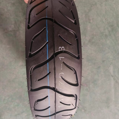 Material Pré-fabricado de aço de nylon de borracha natural 130/70-13 Pneus de motocicleta para confiabilidade