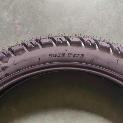 Pneus negros para motocicletas 3.00-18 Perfeito para soluções de substituição/reparação