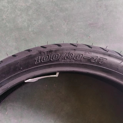Pneus de motocicleta sem tubo de nylon 100/80-17 OEM aceito em Qingdao com porto de carga