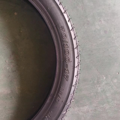 Tubos interiores de motocicleta de aço natural de nylon 70/100-17 a preços preferenciais de Qingdao