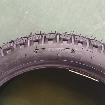 Qingdao Venda pneus de borracha 3,50-16 pneus de motocicleta feitos de borracha natural aço nylon