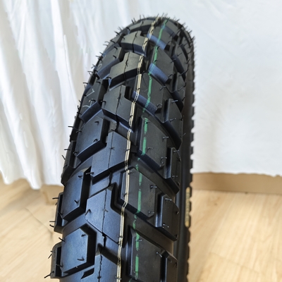 110/90-17 Pneus de motocicleta com borracha natural e aço para desempenho superior