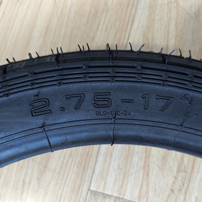 Pneus de motocicleta de borracha natural e pneus sem tubos 2.75-17 OWN com DOT ISO CCC SONCAP