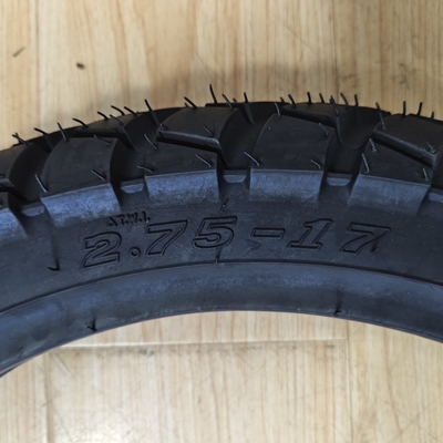 Rodas de motocicleta de aço natural de borracha de nylon 2,75 17 Pneus de borracha Pneus de motocicleta
