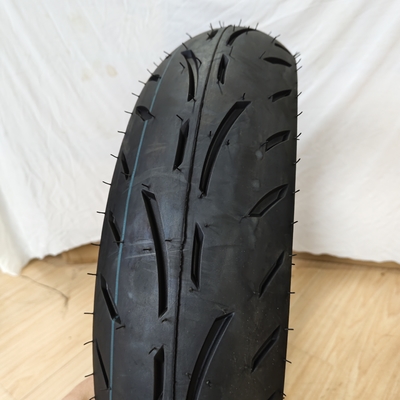 Pneus de motocicleta 130/70-17 feitos de borracha natural com OEM aceitável