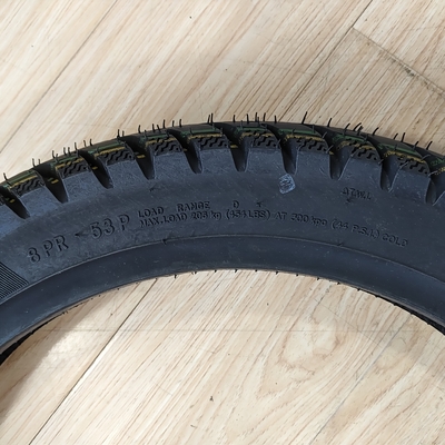 3.00-17 Pneus de motocicleta fabricados com matéria-prima natural de aço de borracha de nylon