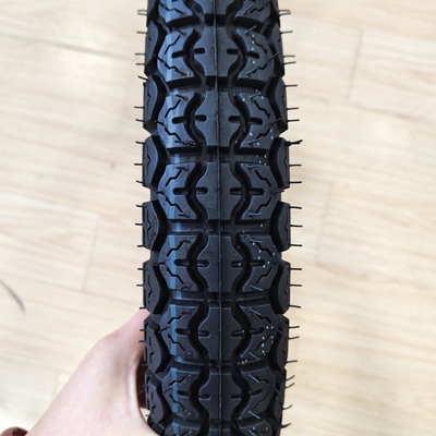 Pneus de tubos internos de motocicletas do mercado de Qingdao 3.00-17 Feito de aço de nylon de borracha natural