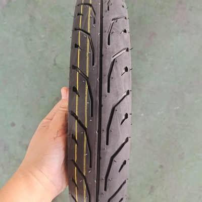 Pneus sem tubos de motocicleta duráveis de 17 polegadas para condução estável e suave