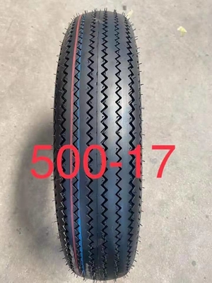 Melhore a sua viagem com pneus de motocicleta padrão de dentada de serra borracha natural e carcaça de pneus