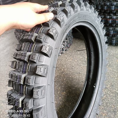 Pneus de motocicleta de corrida off-road 140/80-18 com 35% a 55% de teor de borracha e pneus macios