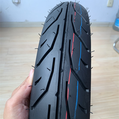 Mercado das Filipinas 80/90-17 Pneus de motocicleta com padrão de design profundo e longa vida útil