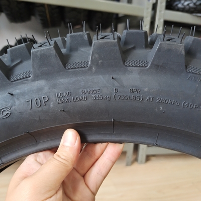 MOTOCROSS 110100-18 Pneus de motocicleta com matéria-prima Natureza Borracha de aço Nylon