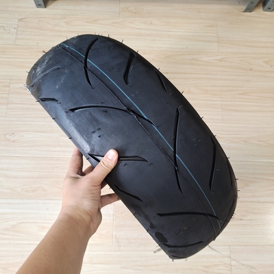 Pneus para motocicletas 180/55-17 190/55-17 para o porto de carregamento em Qingdao