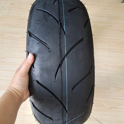 Pneus para motocicletas 180/55-17 190/55-17 para o porto de carregamento em Qingdao