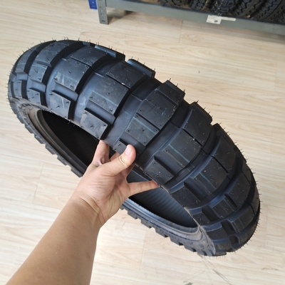 Pneus de borracha natural para motocicletas 15070B18 para um desempenho ideal