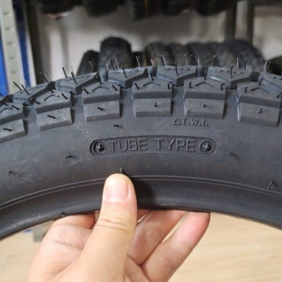 3.25-18 3.50-18 4.00-8 110/90-16 TL Pneus para o mercado do Egito com certificado E-Mark