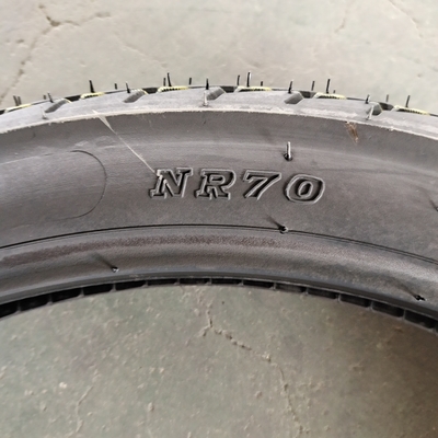Experiência de desempenho superior com 70/100-17 Pneus sem tubo de moto 70100-17