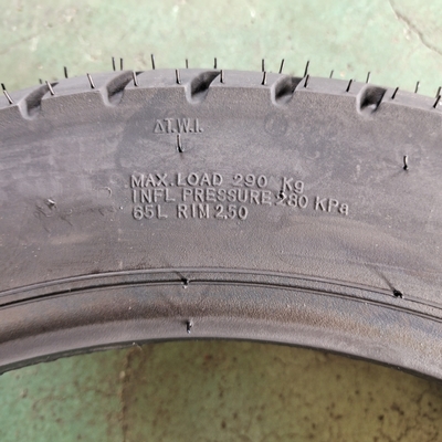 110/90-16 Tubos interiores de pneus de motocicleta feitos de borracha butílica natural para retalhistas OEM