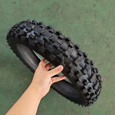 35%-55% de teor de borracha Pneus de motocicletas de nylon110/70-17 para distribuidores de Qingdao