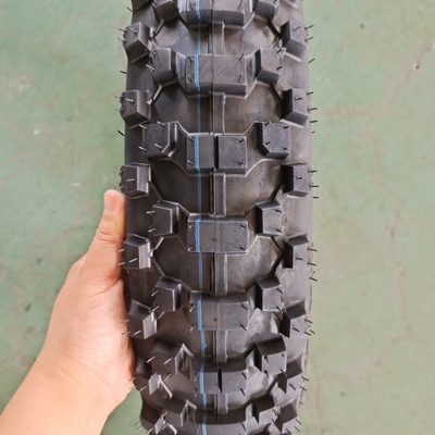35%-55% de teor de borracha Pneus de motocicletas de nylon110/70-17 para distribuidores de Qingdao
