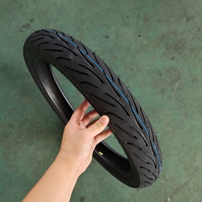 Pneus de motocicleta pretos / Llantas de Moto / Neumatico Moto com 35% a 55% de teor de borracha