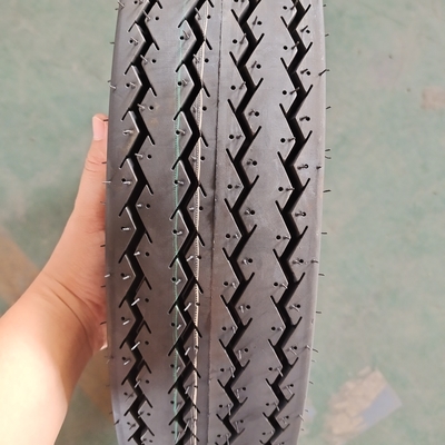 35%-55% de teor de borracha 5.00-12 Pneus de motocicleta O ajuste perfeito para a sua viagem