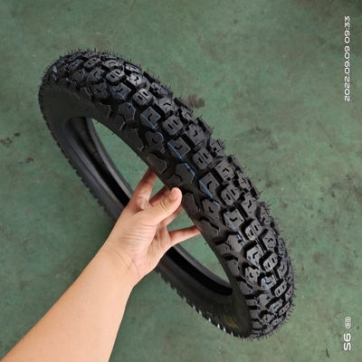 Pneus sem tubo de motocicleta preto TT Pneus 3.50-18 do mercado de Qingdao