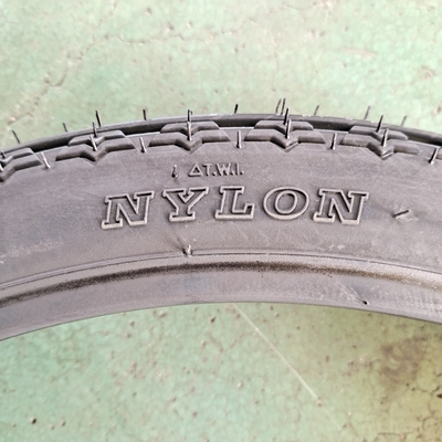 6pr/8pr Pneus de motocicleta de aço de nylon de borracha natural 2,50-18 Melhor