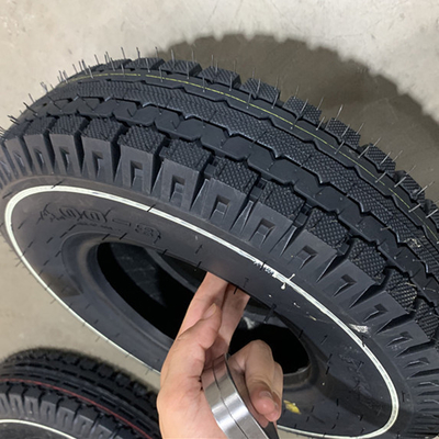 Mercado do Egito 4.00-8 Pneus de motocicleta com carcaça e 35%-55% de teor de borracha