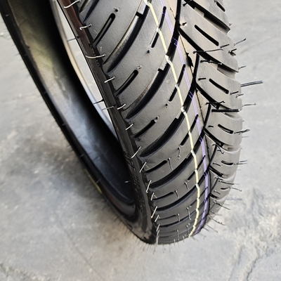 Negro 90/90-17 Ply Rating 6PR/8PR Pneus traseiros de motocicletas para peças de reposição de motocicletas
