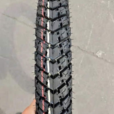 3.00-17 TT Pneus de motocicleta sem tubo com excelente resistência ao desgaste e cor preta