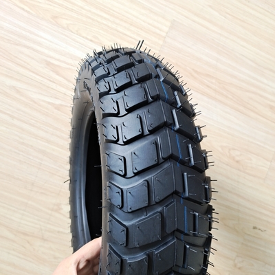 Teor superior de borracha de 35% a 55% 120/90-10 Pneus de motocicleta para venda no porto de Qingdao