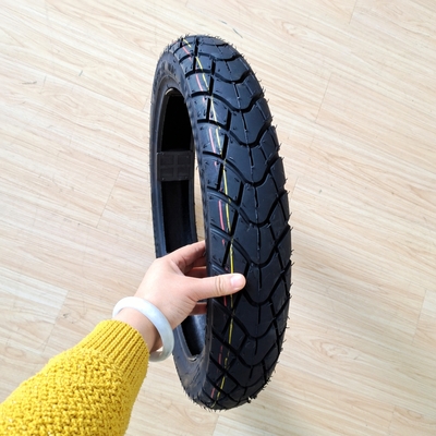 Pneus de motocicleta 90/90-17 de aço de nylon de borracha natural para os mercados da América do Sul