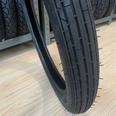 Bajaj Boxer Pneus de motocicletas 2,75-18 20000 KM Duração de vida útil 5000 peças/dia Capacidade de produção