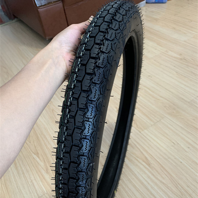 Port Qingdao Loading Herschel 2.50-17 Pneus de motocicleta com caixa de pneus de longa duração