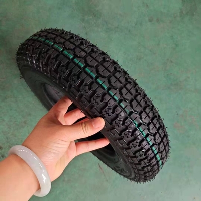 Pneus acessíveis de motocicletas 3,50-8 no mercado africano com 35%-55% de conteúdo de borracha