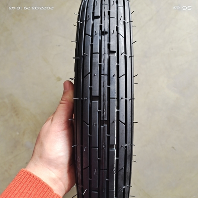 Finalidade Substituir/Reparar Pneus Diretos Pneus de Motocicleta 2.50x18 para Motocicletas