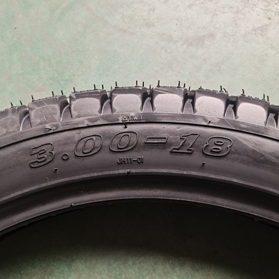 2.70-17 2.75-17 2.75-18 3.00-17 3.00-18 pneu de motocicleta sem tubo com aço e nylon