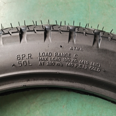 Experimente o Superior do Pneus de Motos de Borracha Natural 3.00-17 6PR/8PR Ply Rating