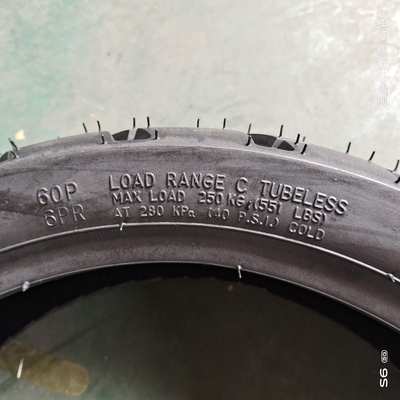 130/60-13 TL Pneus sem tubo de borracha para motocicletas com carcaça e teor de borracha de 35% a 55%