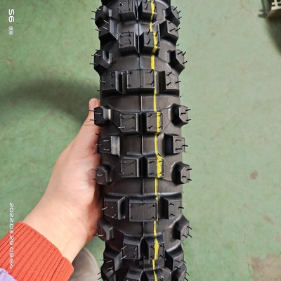 Fornecer Pneus de Motociclismo Pesados 3.00-17 Pneus da Cidade para o seu Porto de Carregamento
