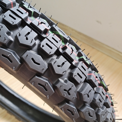 Experimente um desempenho inigualável com o pneu e o tubo de baixa pressão da Herschel