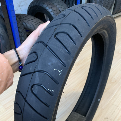 110/80-17 Proibição de pneus de motocicleta com 20000 KM de vida útil e construção durável