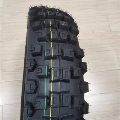 140/80 18 Pneus de motocicleta com 20000 KM de duração e 5000 unidades de capacidade de produção diária