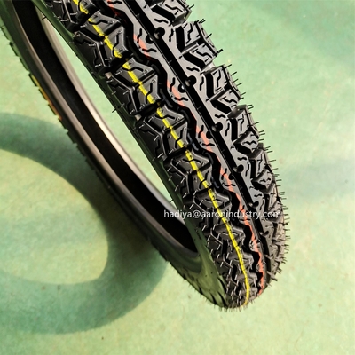300/18 Solid Motorcycle Tire Casing 3.2/3.4KG para o Mercado do México Heavy Duty Design
