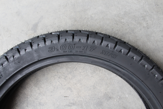 300x17 6PR/8PR Pneus de motocicletas 3,2/3,4 kg com capacidade de peso de 3,2/3,4 kg