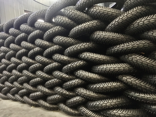 110/90-17 Pneus de motocicleta com resistência à tração 10.5 e carcaça durável