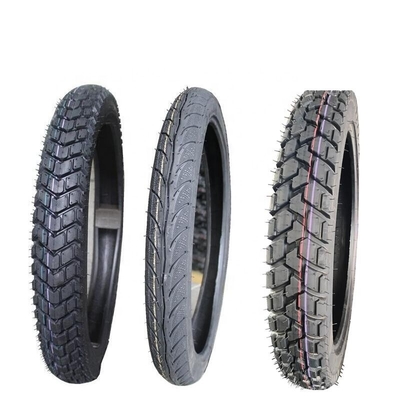 35%-55% de teor de borracha Caixa de pneus 130/70-17 Pneus para motocicletas e pneus duráveis
