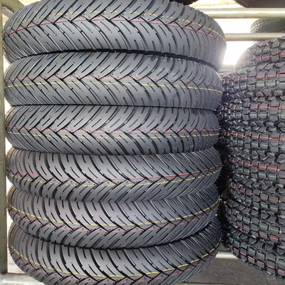 110/90-17 Pneus de motocicleta com resistência à tração 10.5 e carcaça durável
